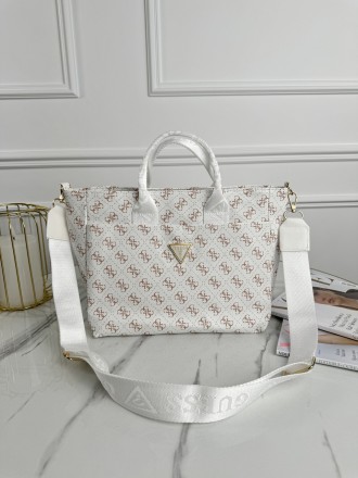 Сумка Guess Medium шопер білий. Київ. фото 1 Сумка Guess Medium шопер білий. Київ. фото 1