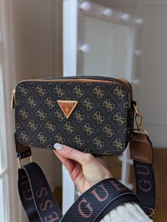 Сумочка Guess кросс-боді коричневий. Київ. фото 1 Сумочка Guess кросс-боді коричневий. Київ. фото 1