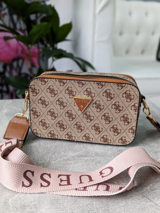 Сумочка Guess кросс-боді бежевий. Київ. фото 1 Сумочка Guess кросс-боді бежевий. Київ. фото 1