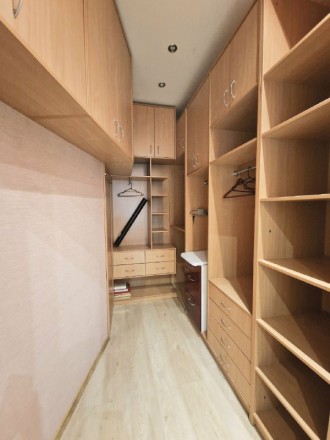 Ищите просторную 2к квартиру в аренду в жк на нагорке за нормальные деньги?

Т. Нагорка. фото 9