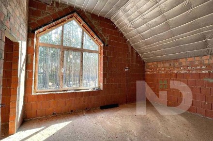 
Общая площадь: 150 м2
Жилая площадь: 62 м2
Площадь кухни: 37 м2
Площадь участка. . фото 12