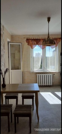 1-комнатная квартира, 42 м.кв.. Київ. фото 1 1-комнатная квартира, 42 м.кв.. Київ. фото 1