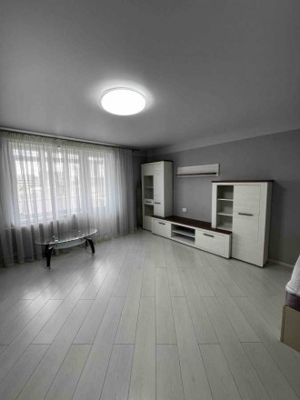 1-комнатная квартира, 40.00 кв.м. . фото 2 Оренда затишної, просторої 1к. Пр-т Ак.Глушкова 32. м. Теремки 4 хв
Пропонуєт. . фото 2