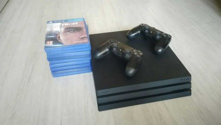 Sony Playstation 4 Pro 1TB + 2 геймпада + ігри (9шт) ДЕШЕВО. Ивано-Франковск. фото 1 Sony Playstation 4 Pro 1TB + 2 геймпада + ігри (9шт) ДЕШЕВО. Ивано-Франковск. фото 1