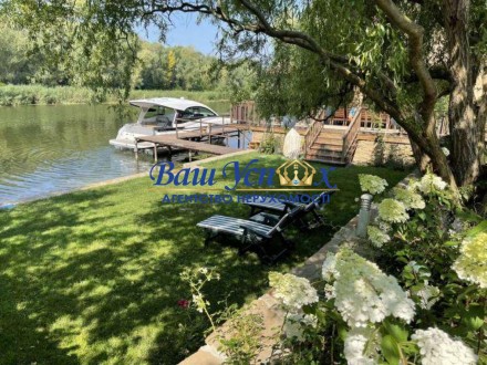 Продажа современного дома с выходом на воду.. Гнедин. фото 1 Продажа современного дома с выходом на воду.. Гнедин. фото 1