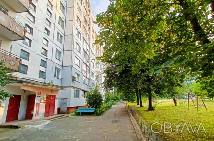 Продаж 2-кімн квартири 48 м2 в дев'ятиповерхівці в центрі, Чорновола.