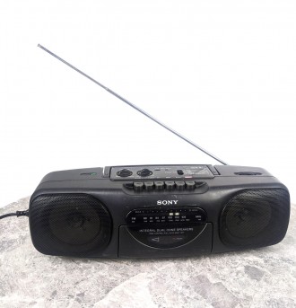 Магнітола SONY CFS-B11 з Європи — гучне стерео, працює радіо FM/AM, класичний ди. Луцьк. фото 1 Магнітола SONY CFS-B11 з Європи — гучне стерео, працює радіо FM/AM, класичний ди. Луцьк. фото 1