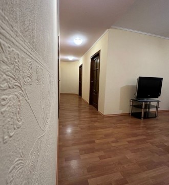 Сдам в аренду 3-к квартиру (85м2) в начале пр. Слобожанский. Воронцово. фото 12 Сдам в аренду 3-комнатную квартиру в начале пр. Слобожанский, район Макдональдса. Воронцово. фото 12