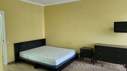 1-комнатная квартира, 49 м.кв.. Київ. фото 1 1-комнатная квартира, 49 м.кв.. Київ. фото 1