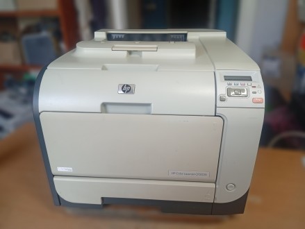 Лазерный принтер HP Color LaserJet CP2025. Київ. фото 1 Лазерный принтер HP Color LaserJet CP2025. Київ. фото 1