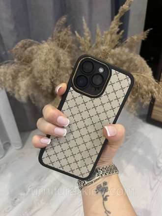 Чехол iPhone 13 Pro Max клетка бежевый с золотым ободком люкс-стиль. Київ. фото 1 Чехол iPhone 13 Pro Max клетка бежевый с золотым ободком люкс-стиль. Київ. фото 1