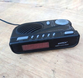 Радіоприймач ANITECH RW-950 з годинником, чорний, 220В / 9В, Привезений з Європи. Луцьк. фото 1 Радіоприймач ANITECH RW-950 з годинником, чорний, 220В / 9В, Привезений з Європи. Луцьк. фото 1