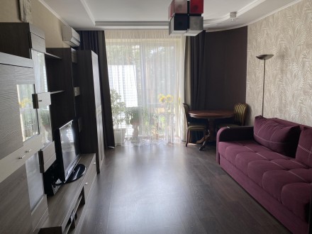Продам 2 квартиру з ремонтом ЖК Чайки. Киев. фото 1 Продам 2 квартиру з ремонтом ЖК Чайки. Киев. фото 1
