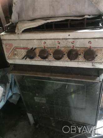 Плита газовая с духовкой.