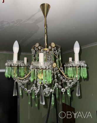 Хрустальная люстра