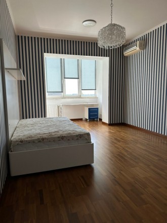 Продам 3-кімнатну квартиру в центрі Одеси на Новосельського Приморський район. Одесса. фото 1 Продам 3-кімнатну квартиру в центрі Одеси на Новосельського Приморський район. Одесса. фото 1