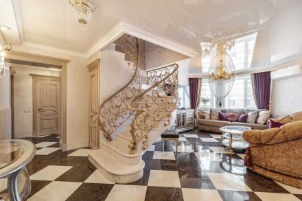 Более 4 комнат-комнатная квартира, 172.00 кв.м. Софиевская Борщаговка. фото 1 Более 4 комнат-комнатная квартира, 172.00 кв.м. Софиевская Борщаговка. фото 1