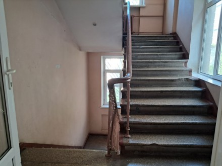 Аренда. Здание админ. назначения. 
Район Успенской Площади.
На нескольких этаж. . фото 7