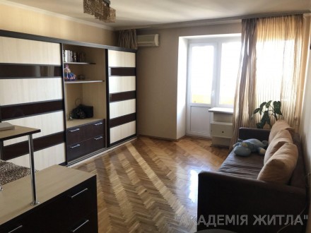 1-комнатная квартира, 40 м.кв.. Київ. фото 1 1-комнатная квартира, 40 м.кв.. Київ. фото 1