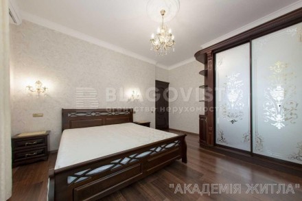 2-комнатная квартира, 86 м.кв.. Київ. фото 1 2-комнатная квартира, 86 м.кв.. Київ. фото 1