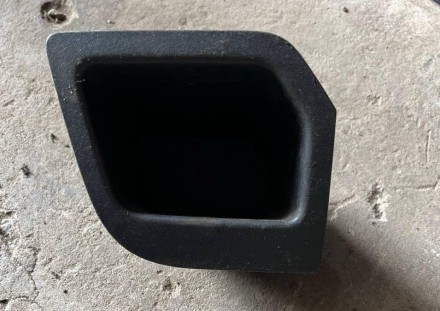 Кишеня, карман в центральну панель ліва 2010+ 685000041R  Рено Мастер 3, Опель М. Одесса. фото 1