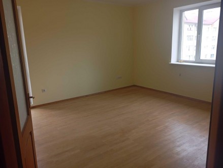 Номер оголошення на сайті компанії: SF-3-181-030-OB.
Продається 3-кімнатна кварт. . фото 4