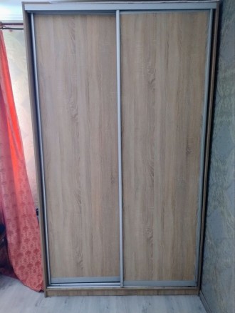 Продаю роздвижну шафу. Київ. фото 1 Продаю роздвижну шафу. Київ. фото 1