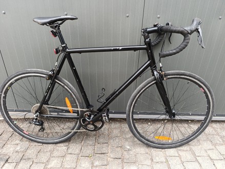 Велосипед шоссейный Fixie на Shimano Sora 28" alu, черный б/у. Киев. фото 1 Велосипед шоссейный Fixie на Shimano Sora 28" alu, черный б/у. Киев. фото 1