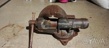 Тиски Поворотные СССР