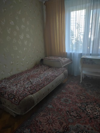 Кімната м. Позняки пішки пр. Григоренко 31 для дівчини. Киев. фото 1 Кімната м. Позняки пішки пр. Григоренко 31 для дівчини. Киев. фото 1