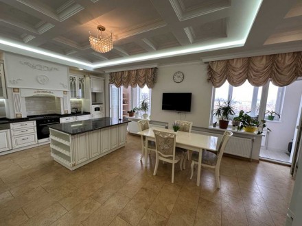 Более 4 комнат-комнатная квартира, 229.00 кв.м. Днепр. фото 1 Более 4 комнат-комнатная квартира, 229.00 кв.м. Днепр. фото 1