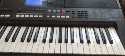 Синтезатор Yamaha PSR E433. Каменское. фото 1 Синтезатор Yamaha PSR E433. Каменское. фото 1