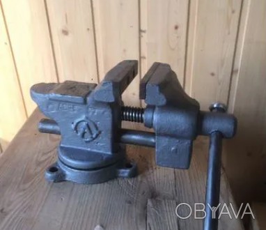 Тиски поворотные СССР