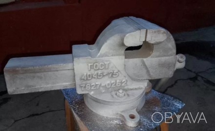 Тиски слесарные СССР