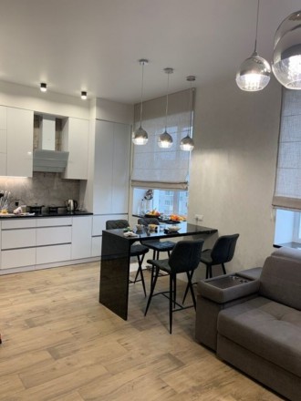 Новобудова, автономне опалення центр ,сучасний ремонт, меблі техніка.. Кременчук. фото 1