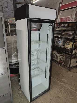 Холодильна шафа вітрина Інтер бу, холодильна скляна шафа б у, вітрина холодильна. Киев. фото 1
