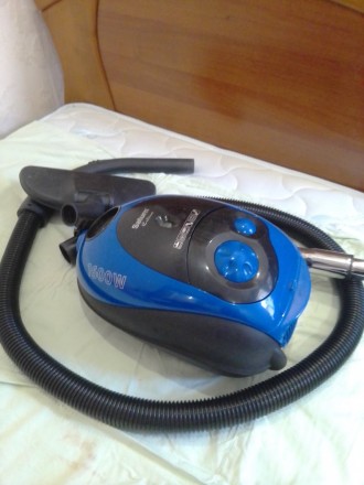 Продам міні-пилосос "SATURN" майже новий. Кам'янське. фото 1