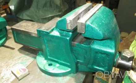 Тиски слесарные СССР