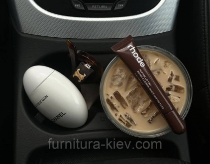 Rhode Peptide Lip Tint Espresso – коричневый блеск для губ. Киев. фото 1