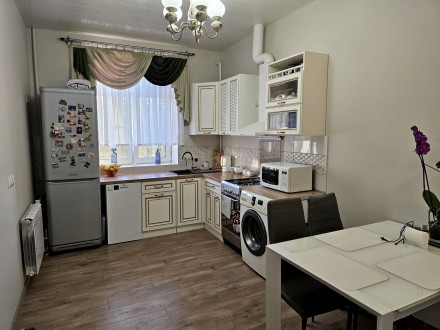 Продам 2-к квартиру (56м2) с ремонтом на пр. Яворницкого / центр. Дніпро. фото 1