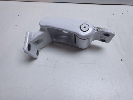 Завіс, петля задньої дверки ліва нижня 2018+ A9107408700 Мерседес Спрінтер 907, . Одесса. фото 1