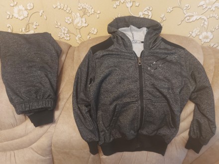 Продам ящик речей на хлопчика в хорошому стані на ріст 122-128 вік 7-8 років. В . . фото 4