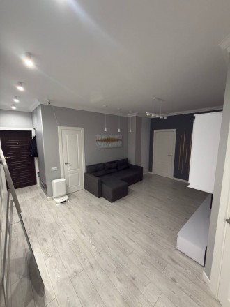 3-комнатная квартира с видом на море в 40 Жемчужине (Кадор), 82 м². Одесса. фото 1