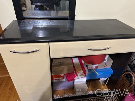 Туалетний столик