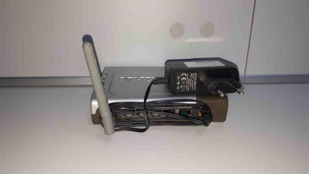 Мережеве обладнання Wi-Fi та Bluetooth Б/У D-Link DI-524. Київ. фото 1