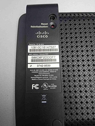 Мережеве обладнання Wi-Fi та Bluetooth Б/У Linksys E1200. Київ. фото 1