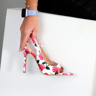 Элегантные цветочные сатиновые белые босоножки на шпильке 37. Одесса. фото 1