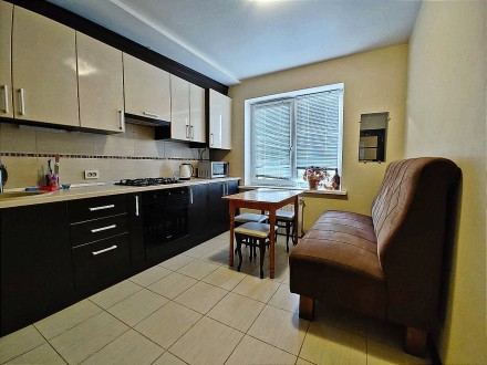 Тополь -1 квартира подобово Дніпро, 3 окремі кімнати.. Дніпро. фото 1