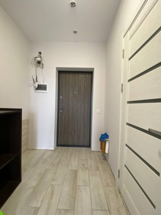 Продаж 1-кімнатної квартири з ремонтом у новобудові
Простора квартира 42 м&sup2; на 1. Сыхивский. фото 9