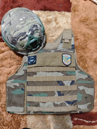 Продам бронижелет з шоломом. Новоград-Волинський. фото 1